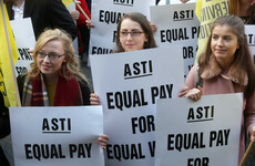 Secondary school teachers reject government pay proposals for new recruits