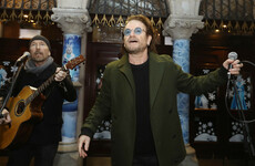 Photos: Glen Hansard, Damien Rice, Imelda May and U2 among the Dublin city buskers last night