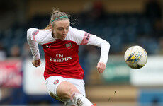 Quinn hits landmark as Irish duo help Arsenal past United into League Cup final