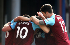 Barnes late strike shocks Tottenham at Turf Moor