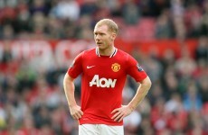 It's official: Scholes signs one-year contract extension with United