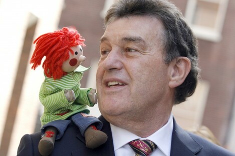 Bosco (left) and Bill Cullen (right)
