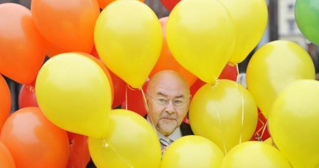 Unexpected Ministerial Balloon Photoshoot of the Day