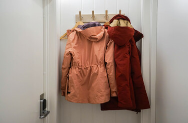 Best way to online hang coats