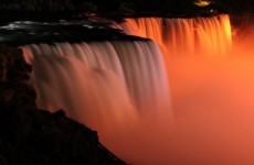 Man survives plunge into Niagara Falls