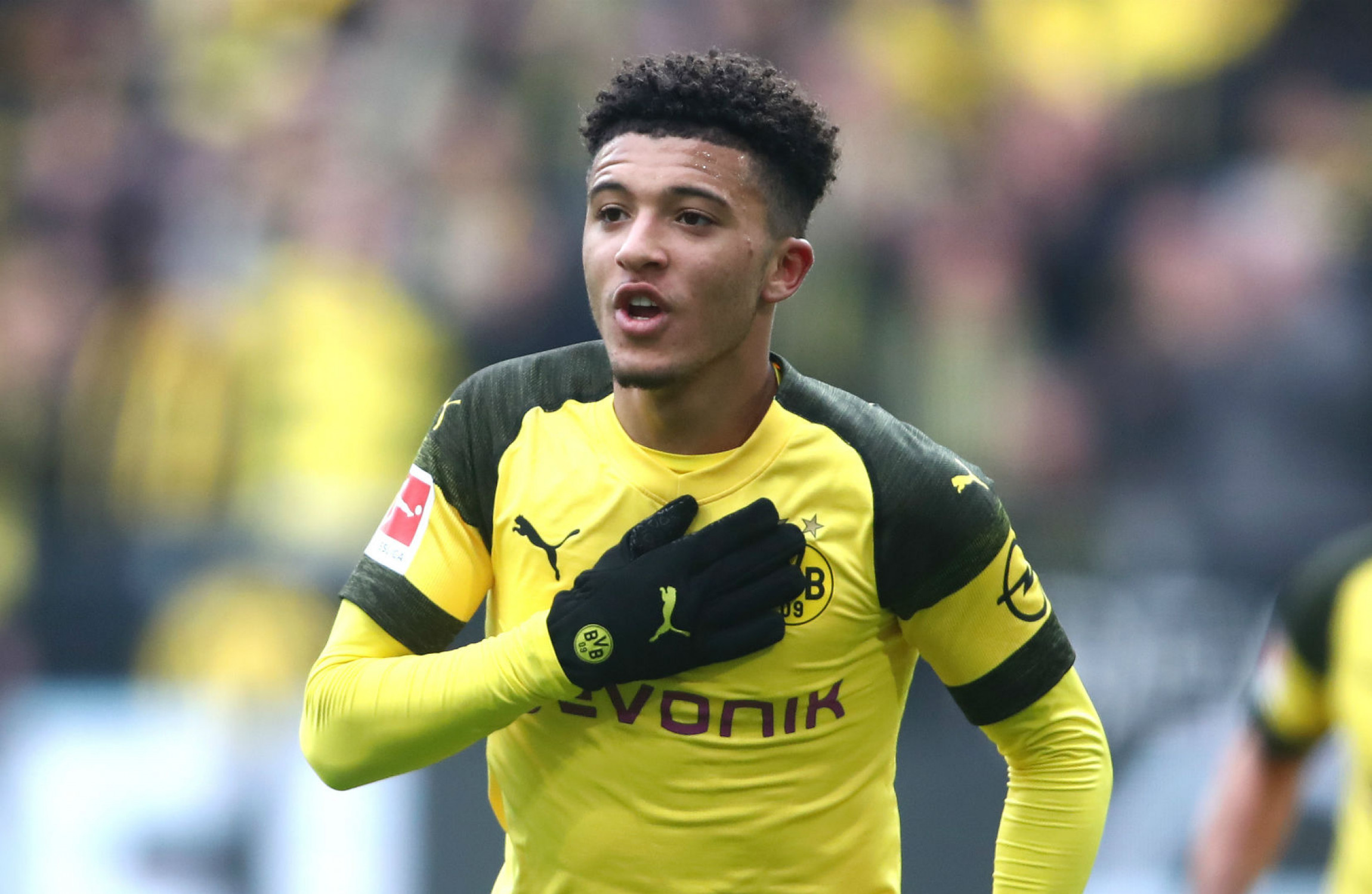 Sancho Makes Bundesliga History As Borussia Dortmund Reclaim Top Spot