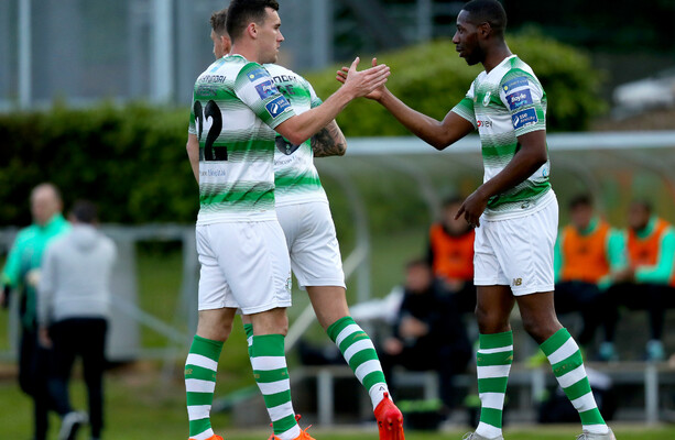 Carr turns on the style to ensure Rovers stay in touch at the top