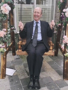'I wasn't sneering': Ross says he wasn't 'having a go' at Maria Bailey with swing photo