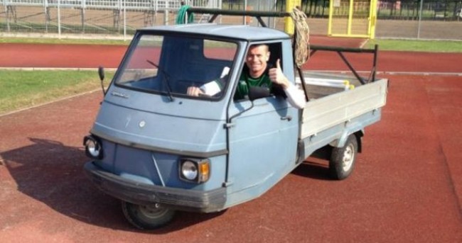 We're on the road -- Shay Given in the driving seat at Tuscan training camp