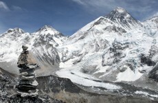 Runners complete gruelling Everest marathon