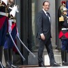 Hollande says military intervention in Syria could still happen