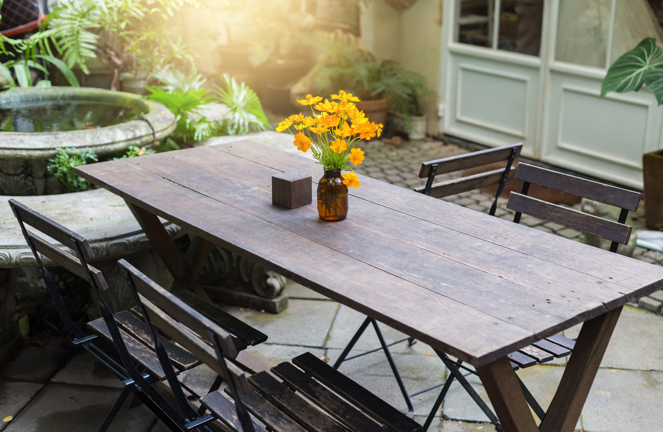 6 Inspiring Ideas For Outdoor Dining This Summer Yes Even In Ireland