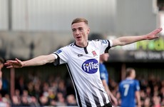 Waterford swatted aside as Dundalk coast to eighth-straight league win