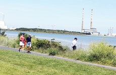 Warm weather to continue into next week as temperatures to hit 22C