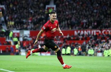 Brazilian midfielder Pereira handed long-term Man United contract