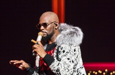 Singer R Kelly arrested on federal sex crime charges