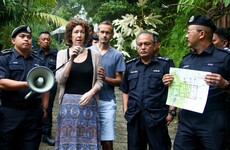 Hundreds take part in search for missing girl Nóra Quoirin