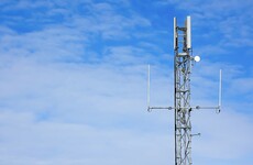 Government keen to sign broadband contract and get 'started right away'