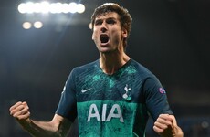 Napoli sign veteran striker Llorente after Man United links