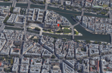 Four officers killed in knife attack at Paris police headquarters