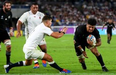 Watch: England lineout disaster sets up tense ending against All Blacks