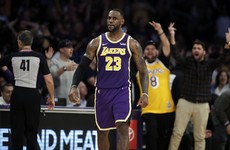 LeBron and Davis combine for 51 points as Lakers clinch seventh straight win