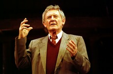 Actor and comedian Niall Tóibín dies aged 89