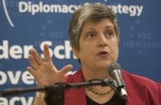 US to stop deporting young illegal immigrants