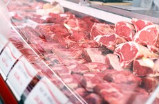 Farmers' group calls 5c increase in beef prices 'a derisory offer' as blockades go on