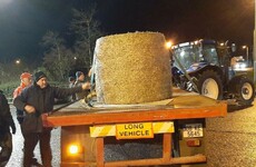 IFA staging blockade outside Tesco distribution centre in Dublin
