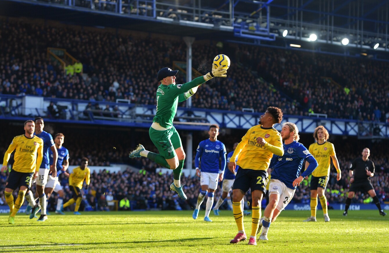 Two shots on target as Everton and Arsenal play out grim 0 ...