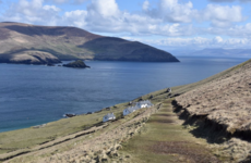 Hundreds of people apply for position to manage coffee shop and cottages on remote Kerry island