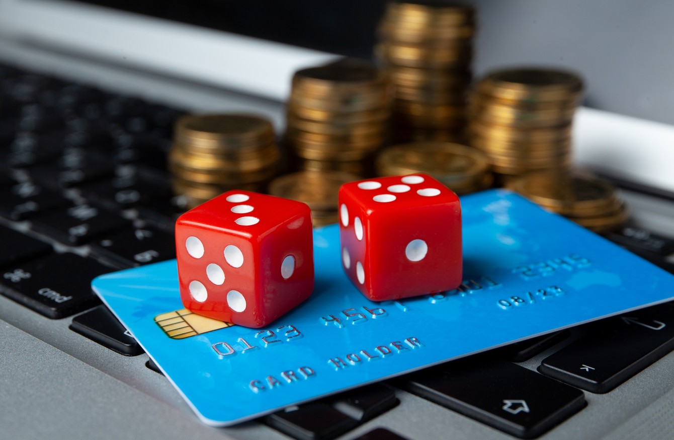 Poll: Do you think the use of credit cards for betting should be banned?