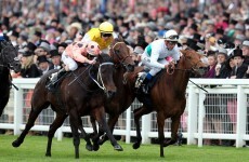 Black Caviar takes Diamond Jubilee Stakes despite scare