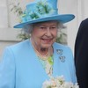 No decision on photo of Queen-McGuinness handshake