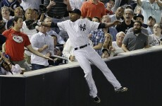 Dewayne Wise fakes catch, fools umpire while fan snatches ball