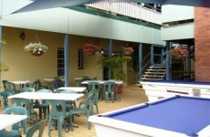 Irish bar and hostel owner in Australia refuses to take Irish backpackers