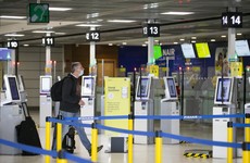 Quarantine to remain as ministers put travel 'green list' on hold beyond 9 July