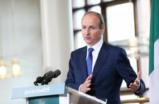 'Green list' of safe countries to be published on Monday but advice against non-essential travel remains