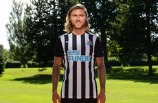 Jeff Hendrick completes Newcastle United move on a four-year contract