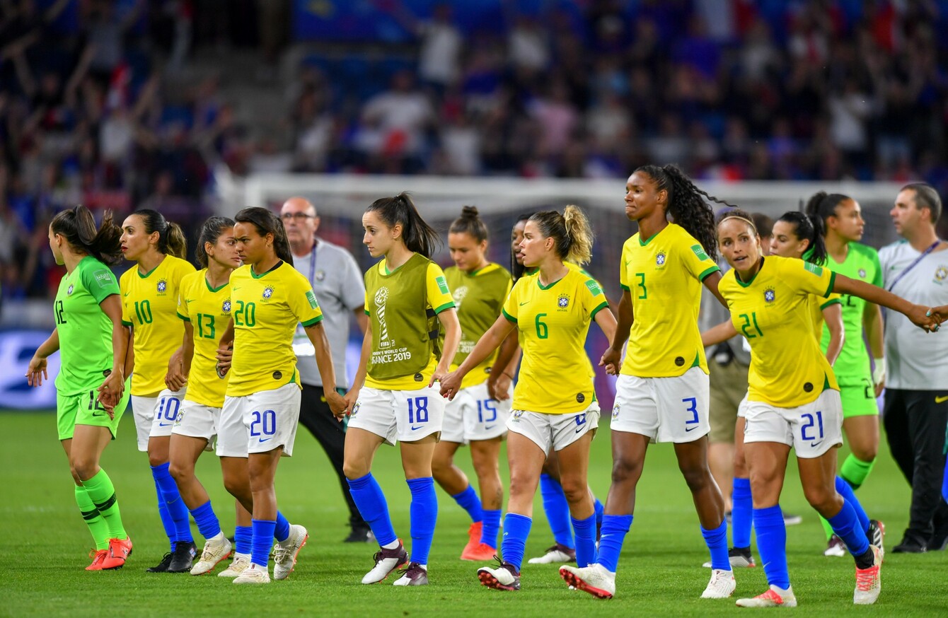 Brazilian women. Франция Бразилия. France-Brazil 1998. Brazil women. Brazil FC women.