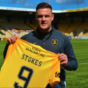 Anthony Stokes leaves Livingston after just three weeks