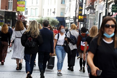 File photo. Shoppers on Dublin's Grafton Street at the weekend.