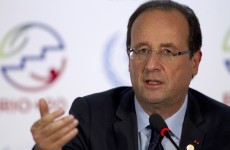 Hollande compares footballers to French soldiers