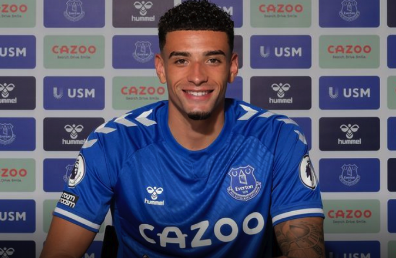 Norwich City sell Godfrey to Premier League leaders Everton for club