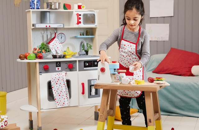 Lidl Malta - The #Playtive toy kitchen is the perfect gift