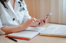 GPs 'inundated' with calls from close contacts of Covid-19 cases due to HSE backlog issue