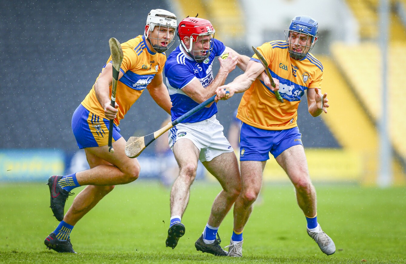 14-man Clare hold out to secure one-point victory over Laois as Kelly ...