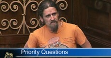 Pics: Luke Ming Flanagan wears his Oscar the Grouch t-shirt in the Dáil