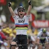 Sprint Finish: Mark Cavendish holds off charging Nicolas Roche to win Stage 18